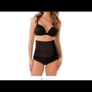 Postpartum Belly Bandit Wrap (XS)