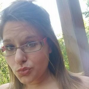 Meet your Posher, Mackenzie