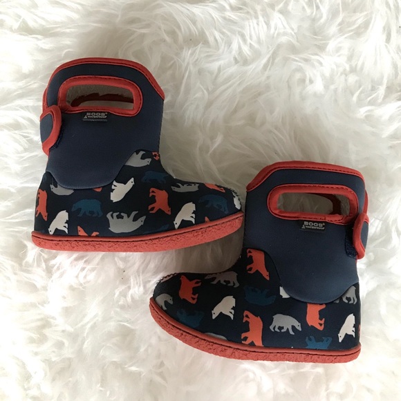 Bogs Other - Bogs baby classic winter boot