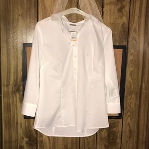 Women’s Van Heusen button up shirt