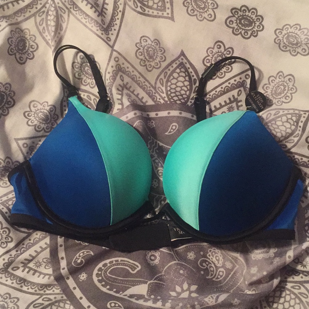 Victoria secret bombshell bra