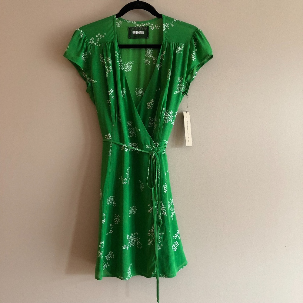 ❌SOLD❌ NWT Reformation Oyster Dress - Picture 5 of 7