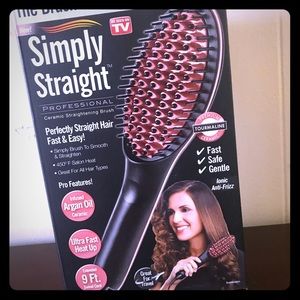Simply Straight Straightening Brush