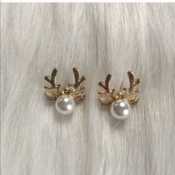 Reindeer stud earrings - Picture 2 of 3