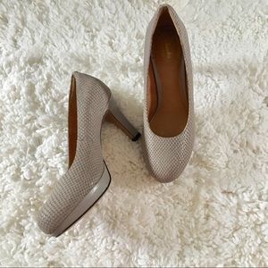 Clark’s light grey Nubuck Delsie Bliss Heels