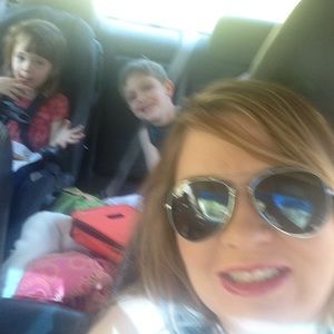 Meet your Posher, Valerie