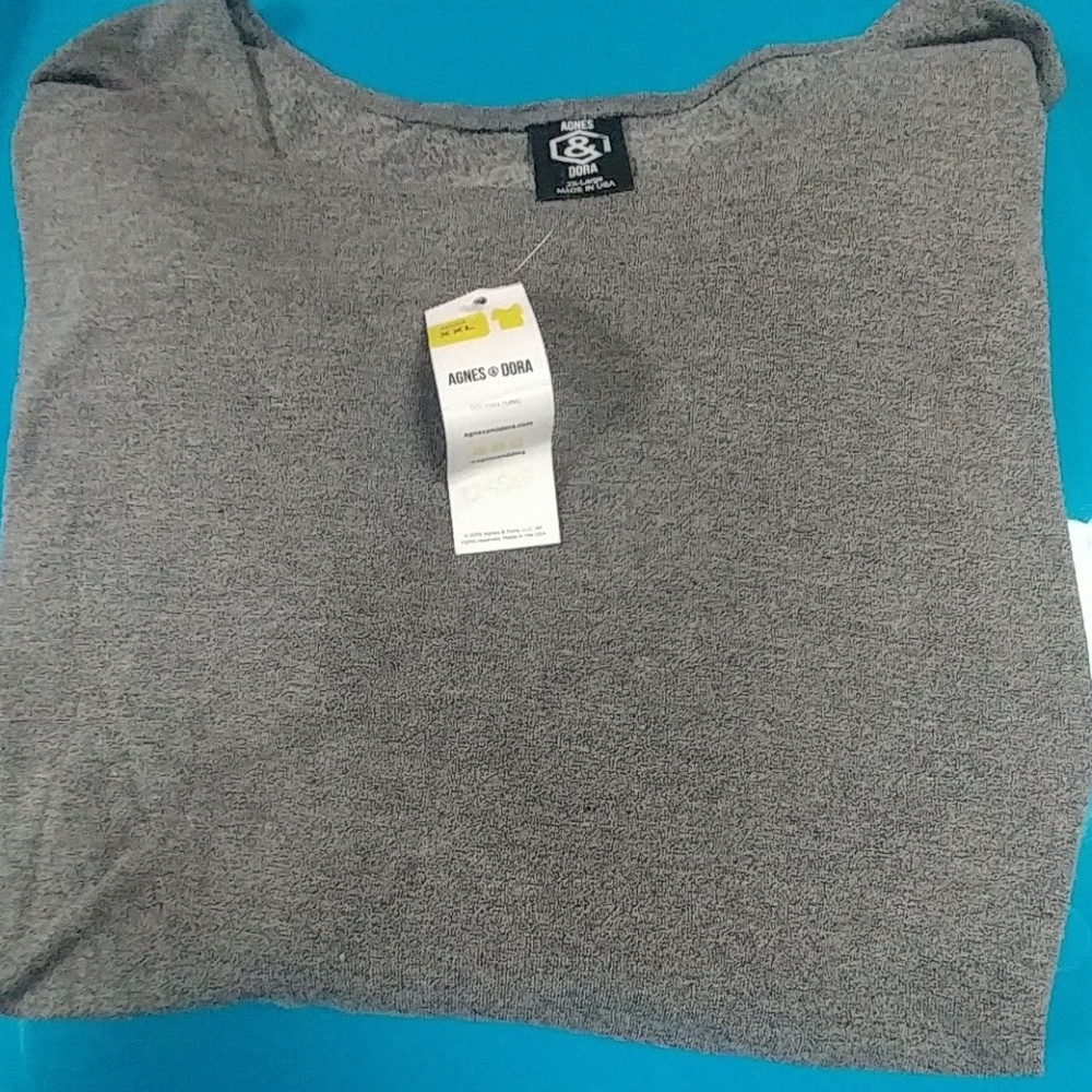 2x agnes and dora NWT gray heathered dolman tunic