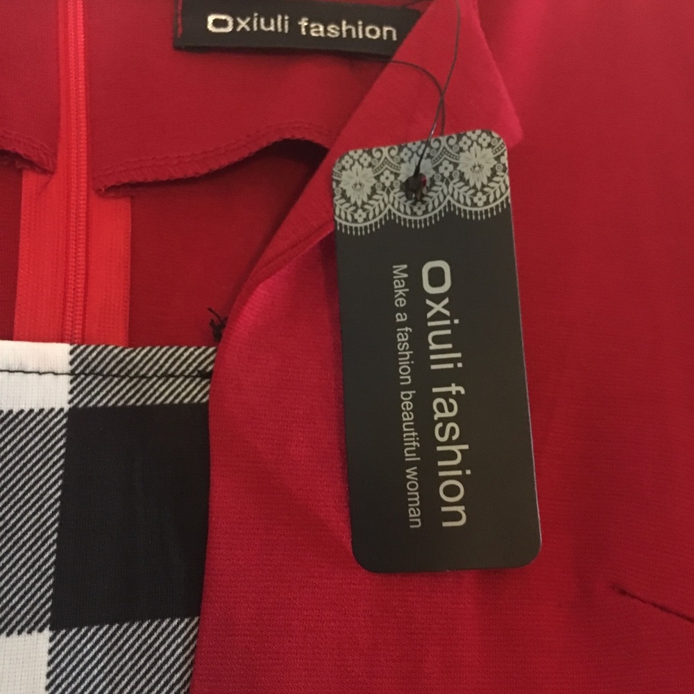 NWT Red/Black/White Amazon Dress Small - Picture 3 of 3