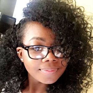 Meet your Posher, Eleyce