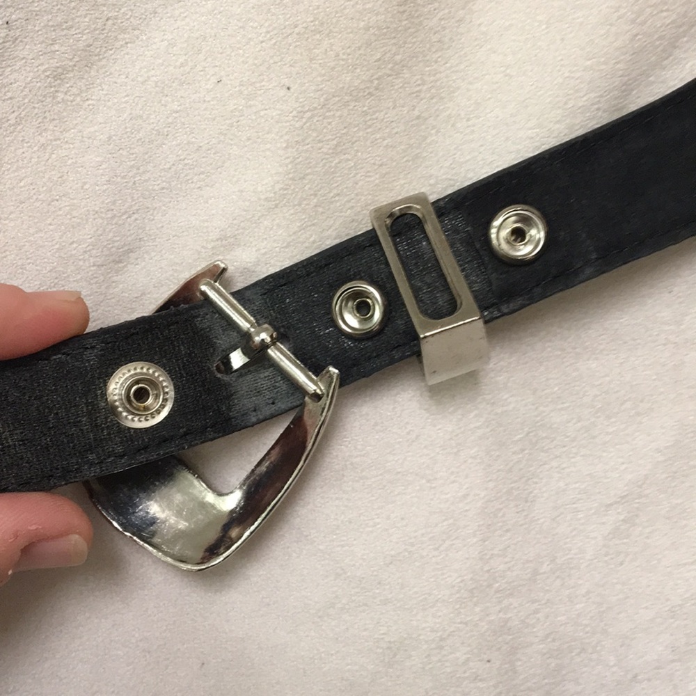 ❤️Genuine Crocodile Leather Belt with Ponchos - Picture 5 of 5