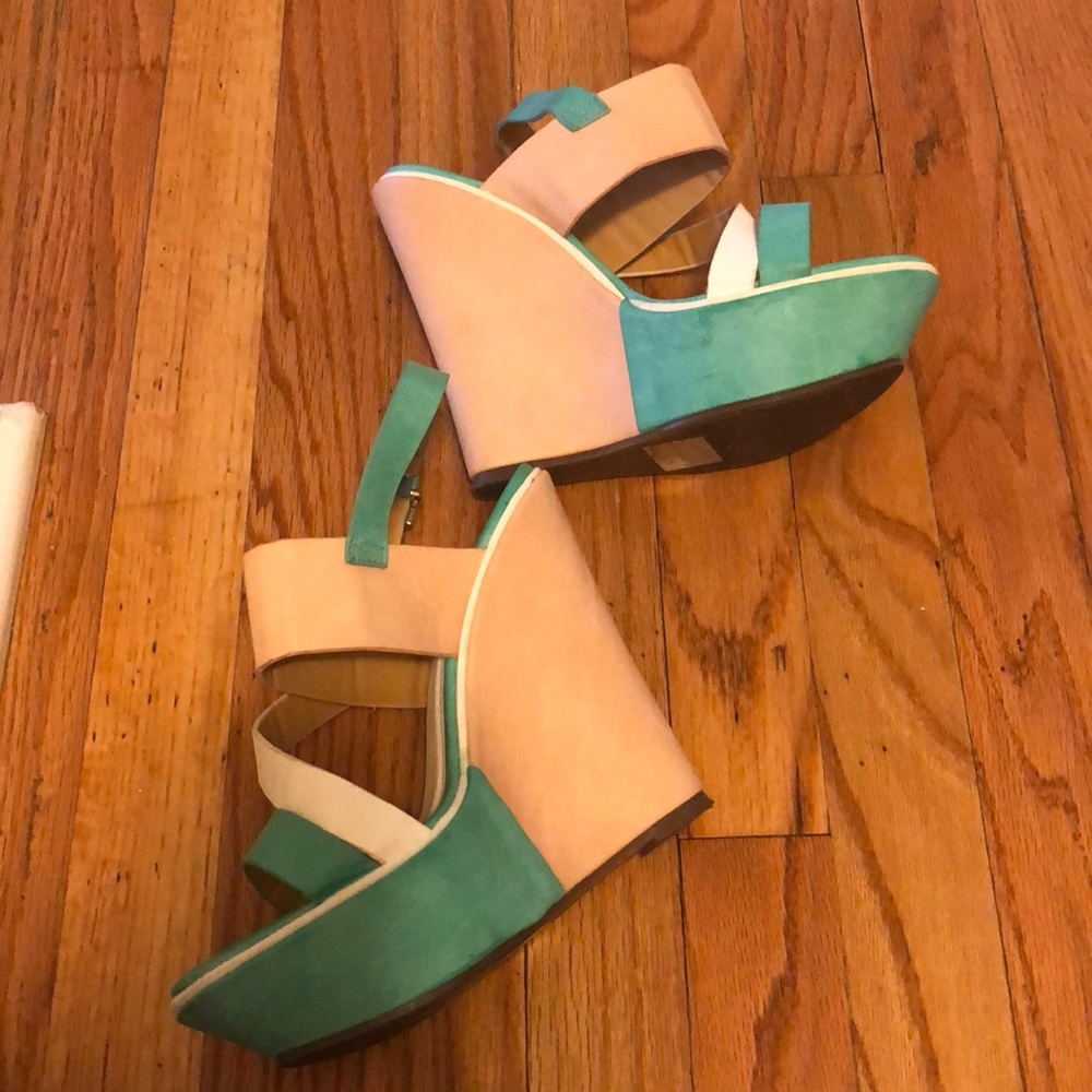 New comfortable wedges
