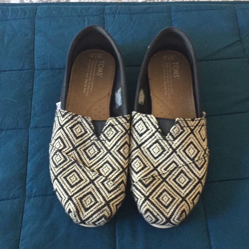 Toms