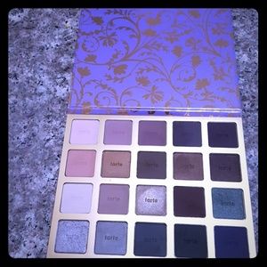Tarte eye shadow palette
