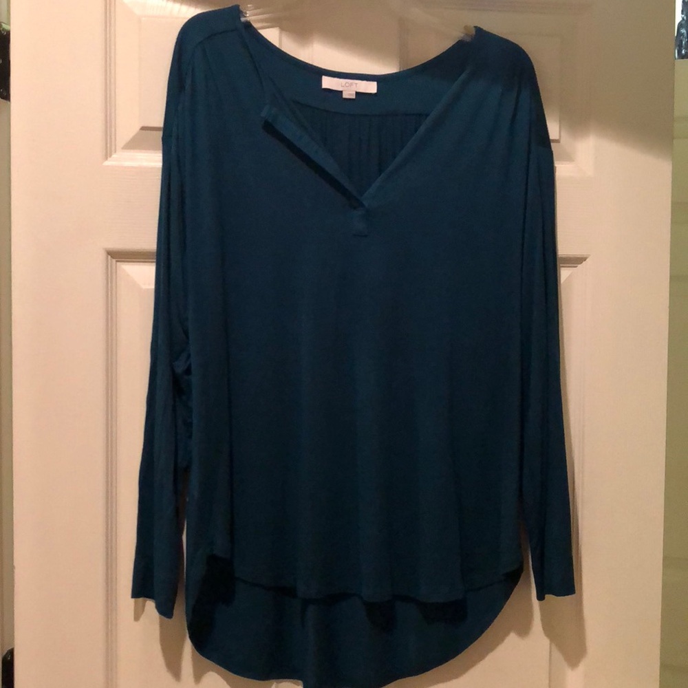 Loft v-neck tunic- Large