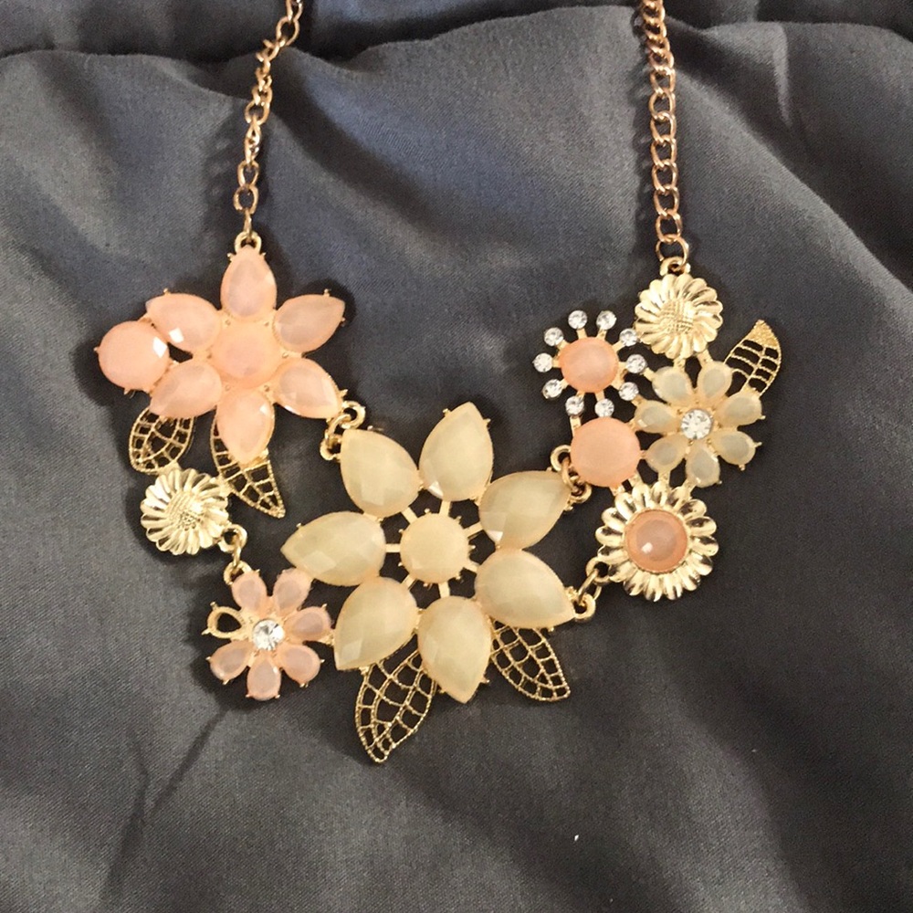 Floral bib necklace