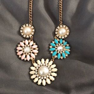 Floral and pearl bib necklace