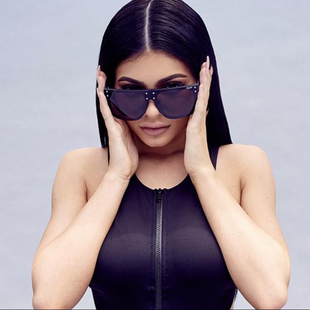 KYLIE JENNER QUAY HIDDEN HILLS