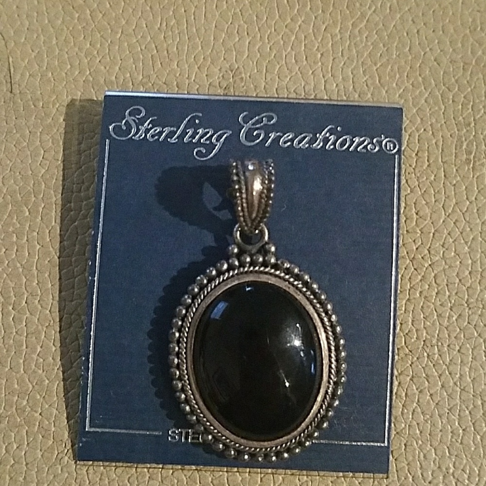 💝NWT 925 ONYX pendant💝