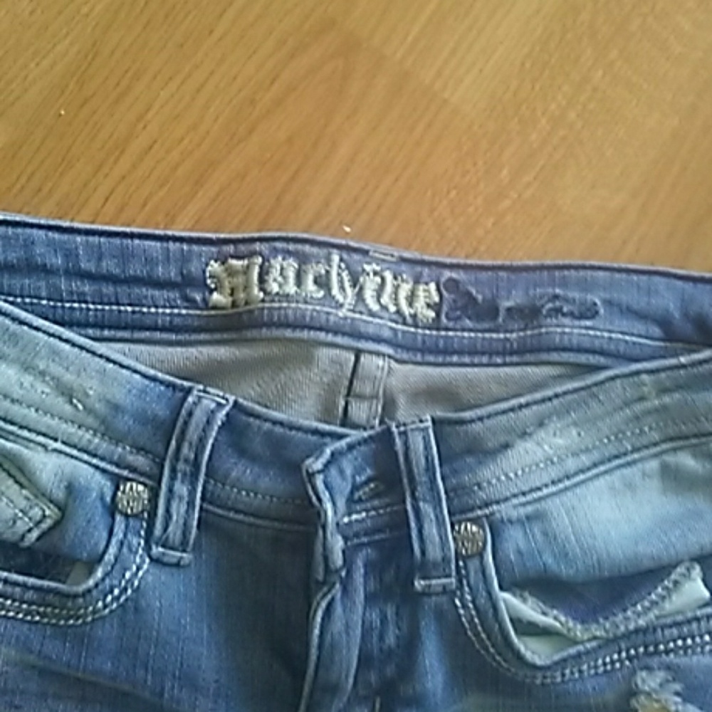 Jeans - Picture 2 of 4