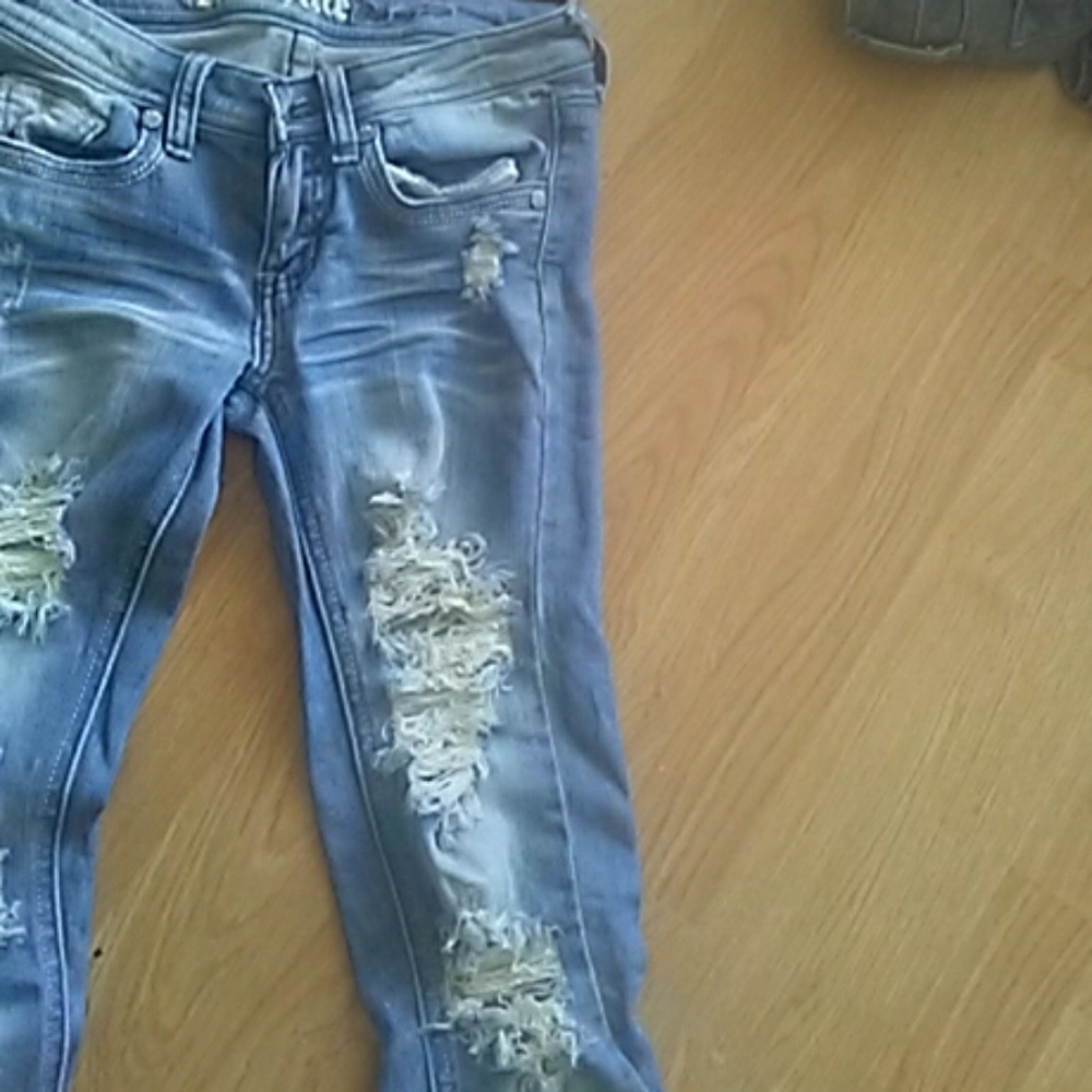 Jeans - Picture 3 of 4