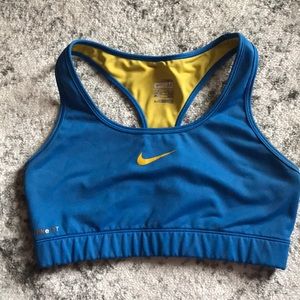 Nike Fit Sports Bra
