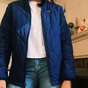 Patagonia blue puffy jacket + rain cover