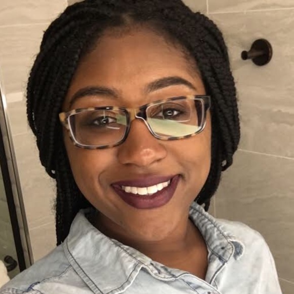 Meet your Posher, Tylece - Picture 1 of 1