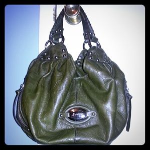 B. Makowsky handbag