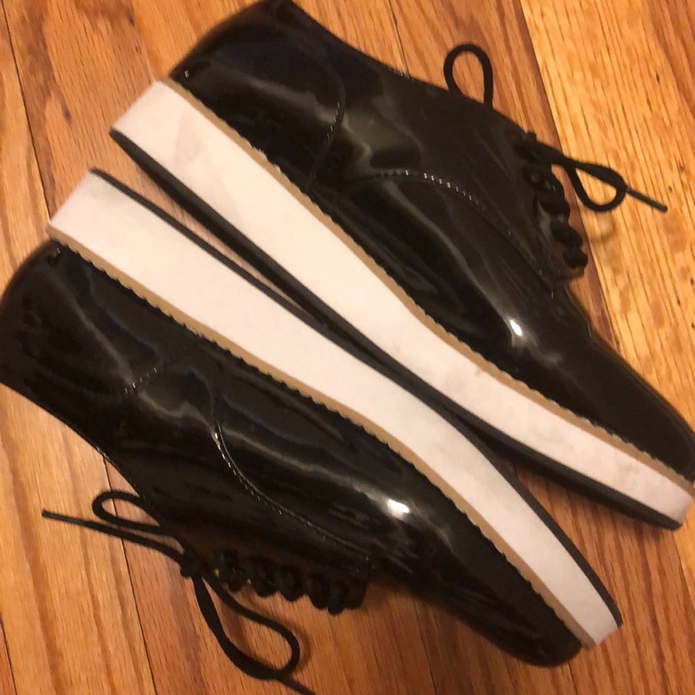Oxfords - Picture 3 of 3