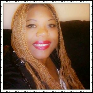 Meet your Posher, Sharon