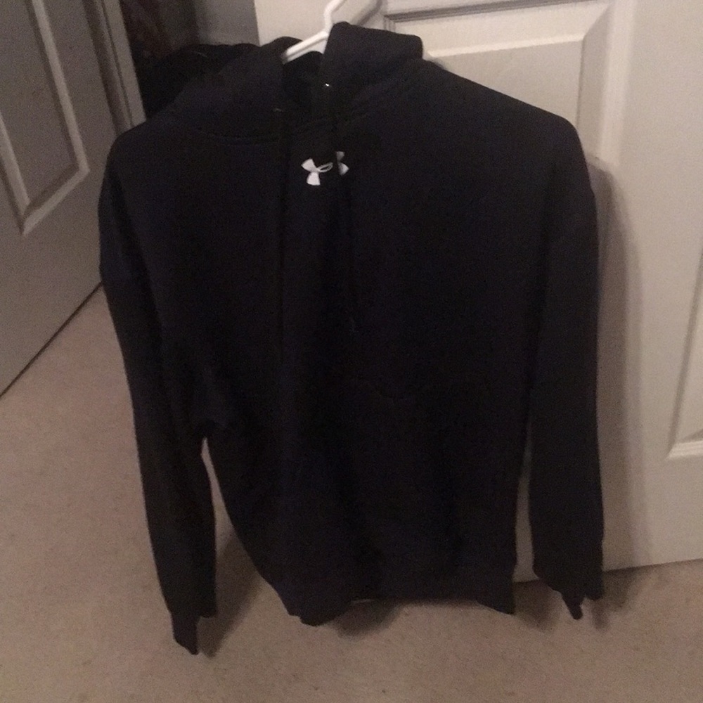 Black under armour thermal hoodie