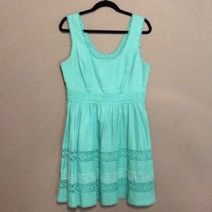 Jessica Simpson dress 👗