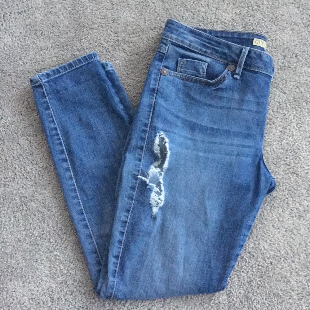Guess | Distressed Denim