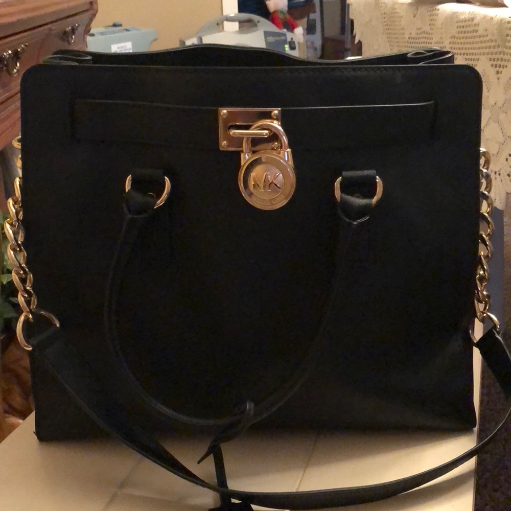 Michael kors purse