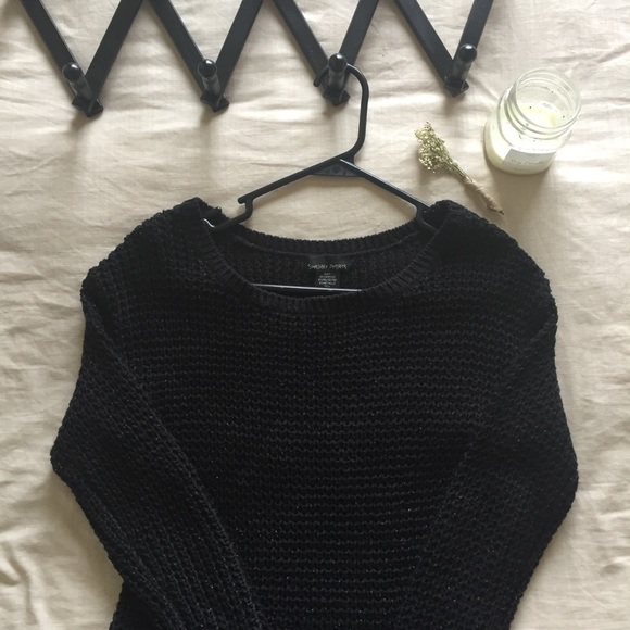 Black Knitted Sweater - Picture 1 of 4