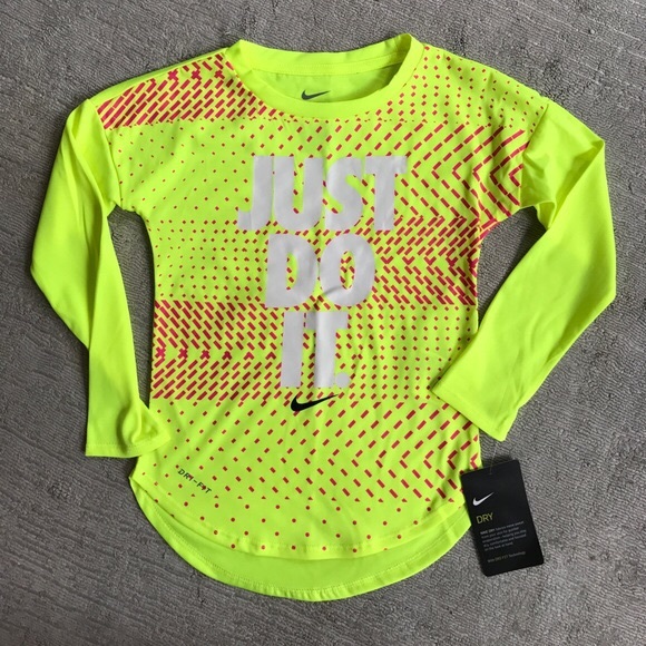 SALE Nike Just Do It Tee Girls - Picture 2 of 4