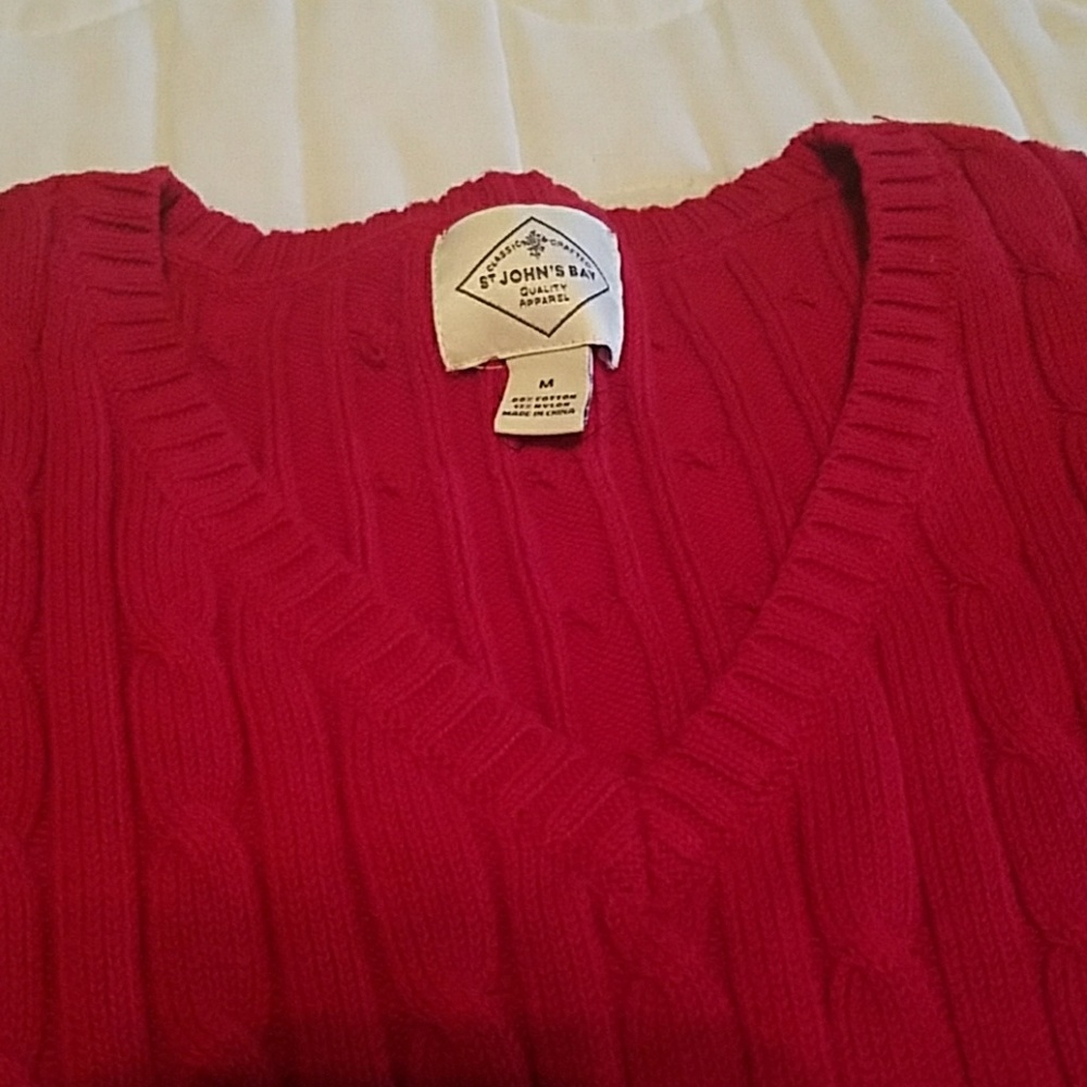 sweater - Picture 3 of 3