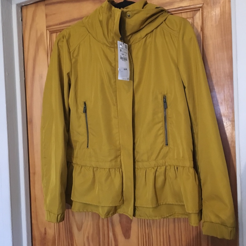 NWT yellow Zara jacket