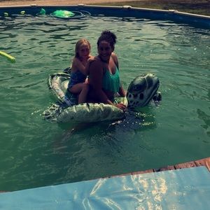 Meet your Posher, Aleah