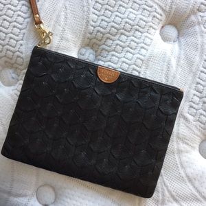 Fossil wristlet