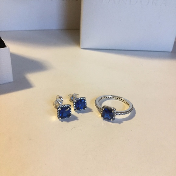 Pandora Timeless Elegance True Blue Crystal Ring - Picture 2 of 8