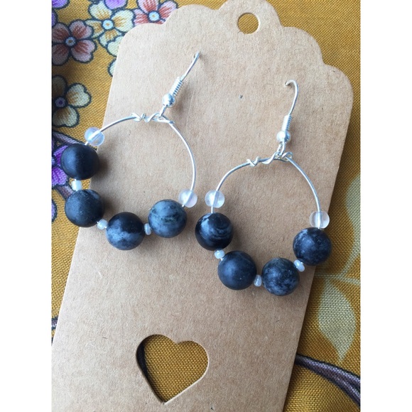 Marbled Stone Silver Hoop Earrings - Picture 3 of 6