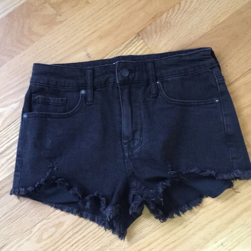 Black distressed jean shorts