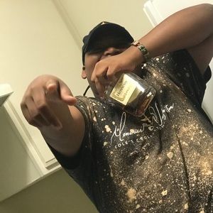 Meet your Posher, Derrick