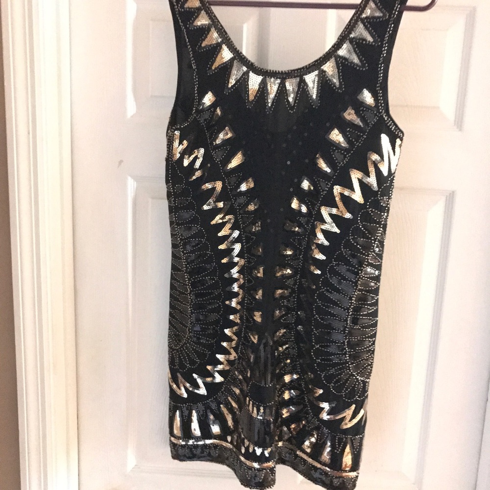 Verty black sequined dress. Size medium