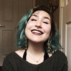 Meet your Posher, Nina