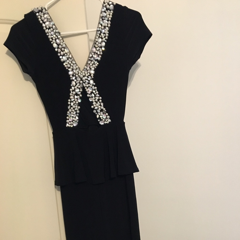 NWOT BLACK LONG EVENING DRESS