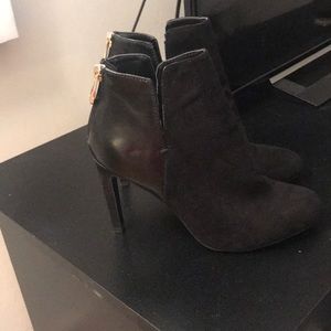 Zara booties size 37