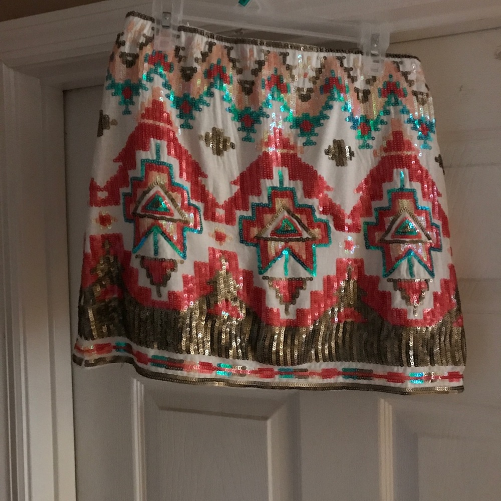 Francesca's white mini skirt stretchy sequined.