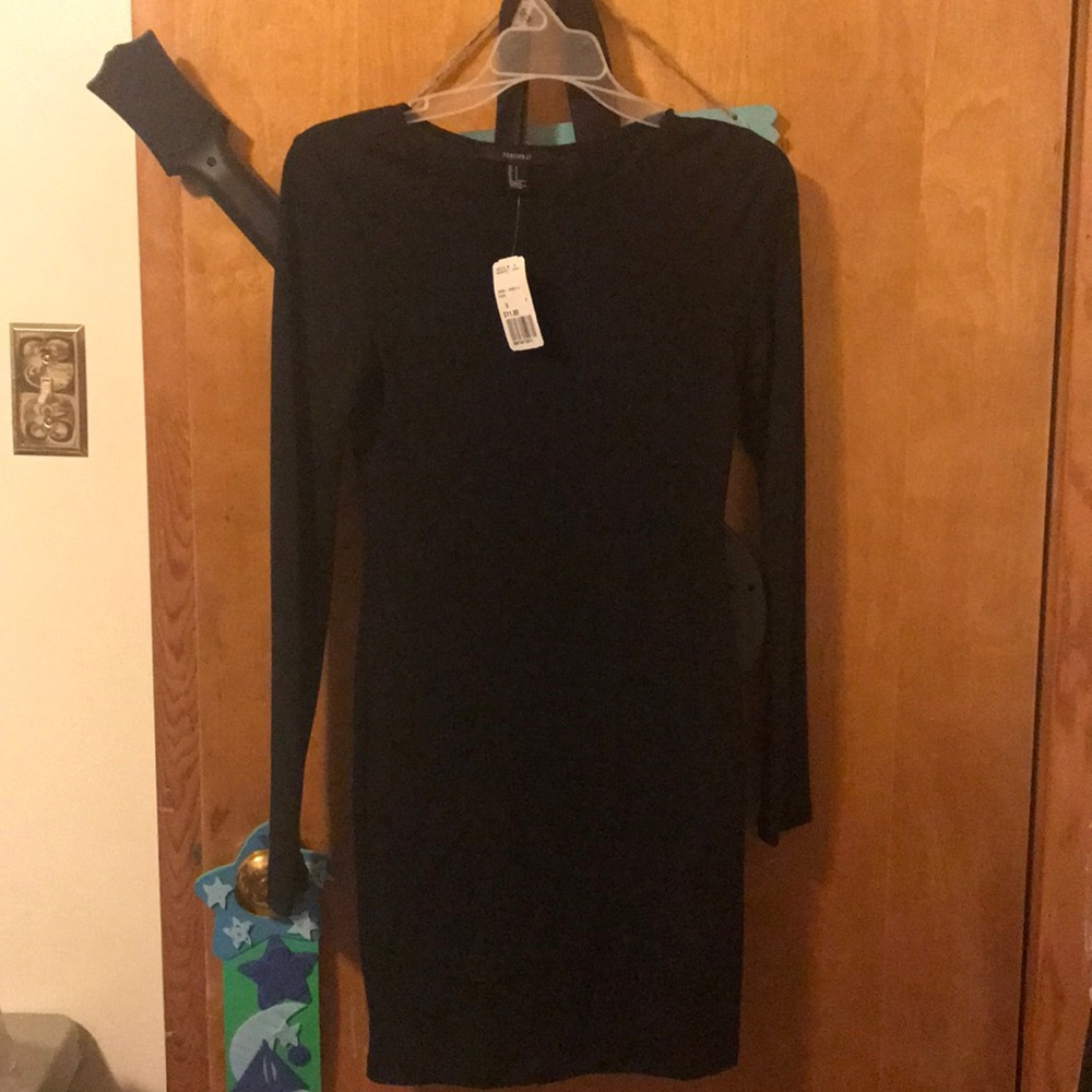 Black bodycon dress